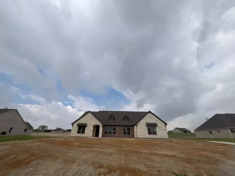 703 Water Side Dr, Van Alstyne, TX 75495