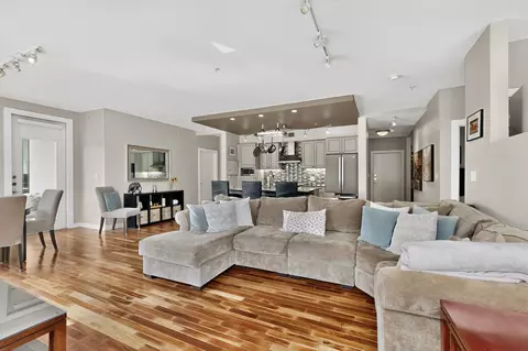 4040 N Hall St #201, Dallas, TX 75219