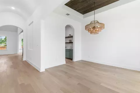 Entry Way - 1500 Deer Trl, Commerce, TX 75428 photo 1 of 3