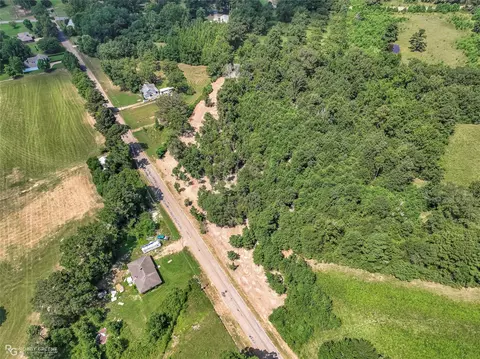 02 Percy Burns Rd, Springhill, LA 71075 photo 3