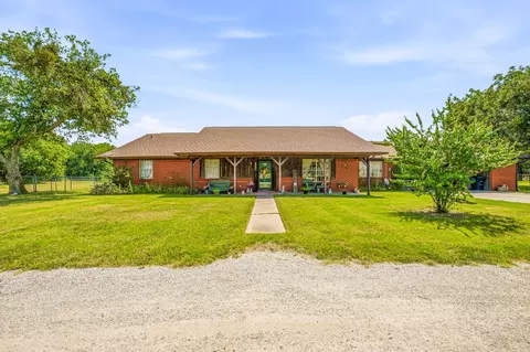 1642 Salesville Rd, Mineral Wells, TX 76067