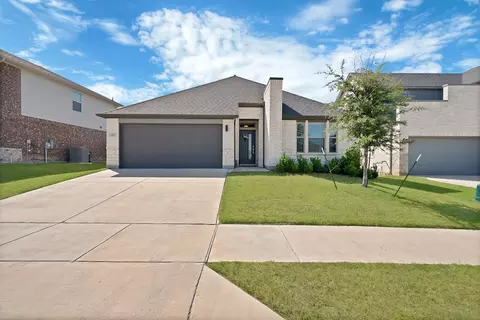 2413 Linto St, Fort Worth, TX 76179