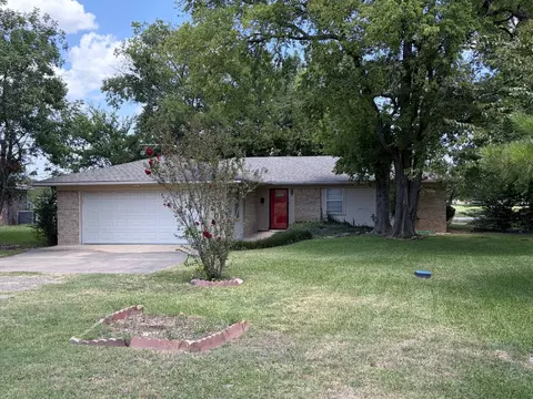209 Morningside Dr, Mexia, TX 76667