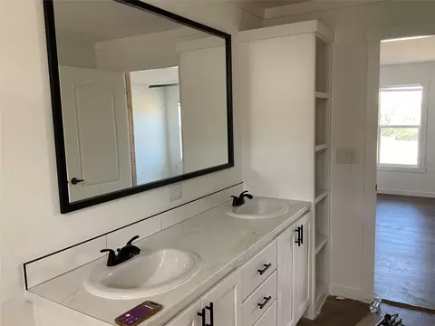 133 Firefly Dr, Springtown, TX 76082 photo 5