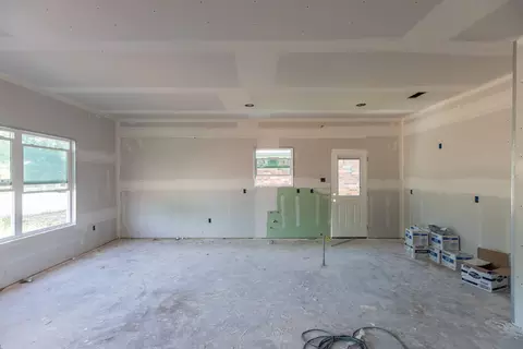 Living - 604 Cedar St, Clyde, TX 79510 photo 2 of 3
