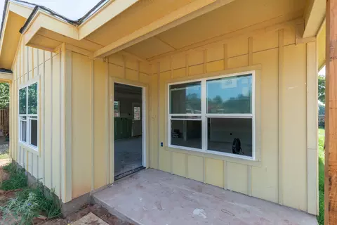 Exterior - 604 Cedar St, Clyde, TX 79510 photo 2 of 4