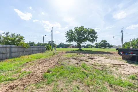 Other - 604 Cedar St, Clyde, TX 79510 photo 3 of 4