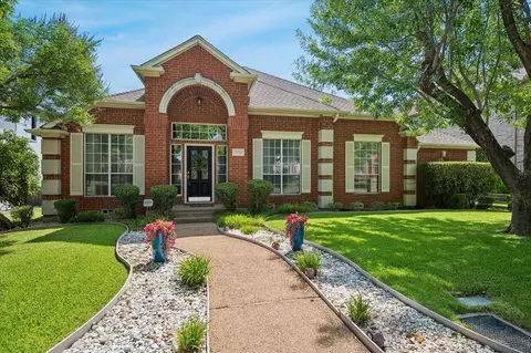 7710 Sweetgum Dr, Irving, TX 75063