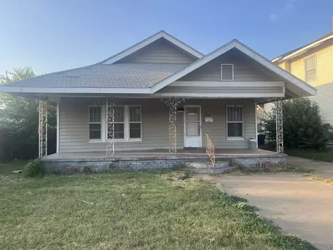 2110 9th St, Wichita Falls, TX 76301