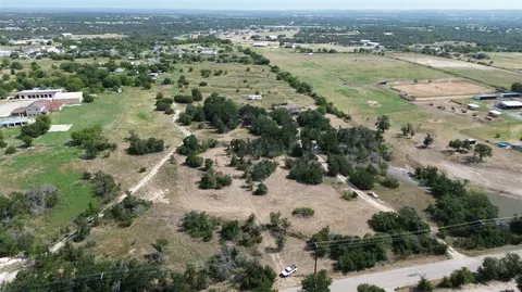 601 Green Branch Rd, Weatherford, TX 76085