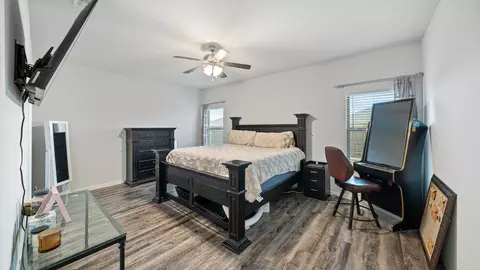 Bedroom - 121 Willowbend Loop, Mabank, TX 75147 photo 1 of 6