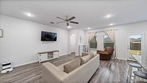 Other - 121 Willowbend Loop, Mabank, TX 75147 photo 2 of 9