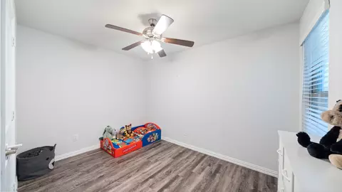 Bedroom - 121 Willowbend Loop, Mabank, TX 75147 photo 6 of 6
