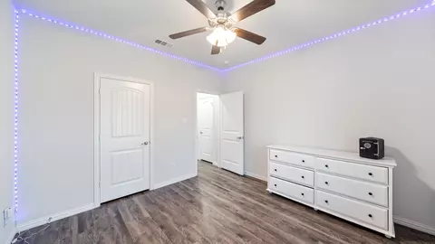 Bedroom - 121 Willowbend Loop, Mabank, TX 75147 photo 4 of 6