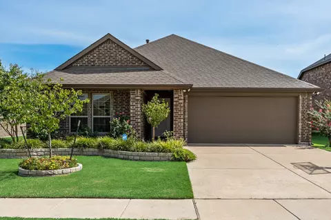 556 Declaration Way, Royse City, TX 75189
