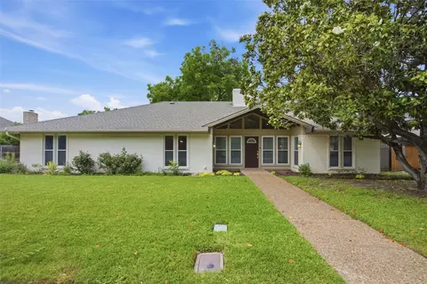 5440 Northcrest Rd, Fort Worth, TX 76107