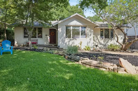 7233 Meadow Lake Ave, Dallas, TX 75214