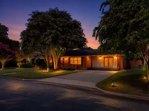 909 Finch Ave, Mckinney, TX 75069