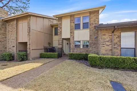 2923 Shady Knoll Ln, Bedford, TX 76021