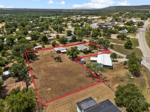 17 Austin St, Santo, TX 76472