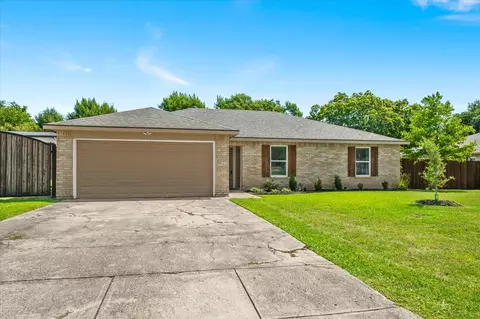 7220 Windhaven Rd, North Richland Hills, TX 76182