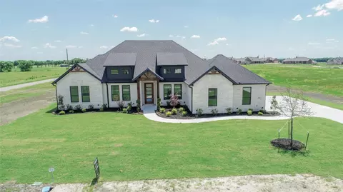 Exterior - 860 Alondrita St, Celeste, TX 75423 photo 8 of 8