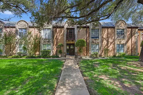 4102 Ridglea Country Club Dr #1, Fort Worth, TX 76126