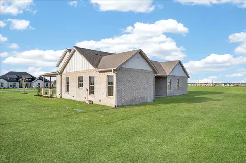 Exterior - 861 Alondrita St, Celeste, TX 75423 photo 4 of 8