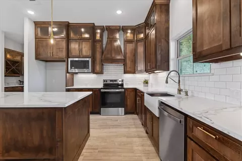 Kitchen - 861 Alondrita St, Celeste, TX 75423 photo 5 of 5