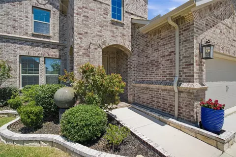5616 Salt Springs Dr, Fort Worth, TX 76179