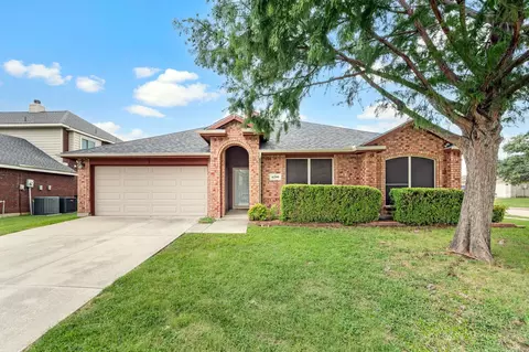 4700 Woodhaven, Haltom City, TX 76137