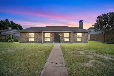 4002 Mountain Pass Dr, Plano, TX 75023