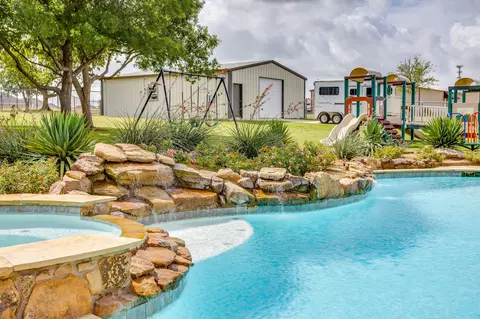 13516 Haslet Ct, Haslet, TX 76052