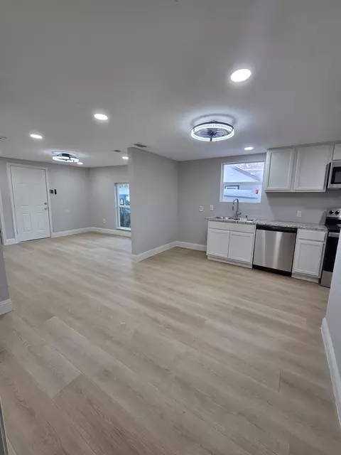 3703 Bertrand Ave, Dallas, TX 75210
