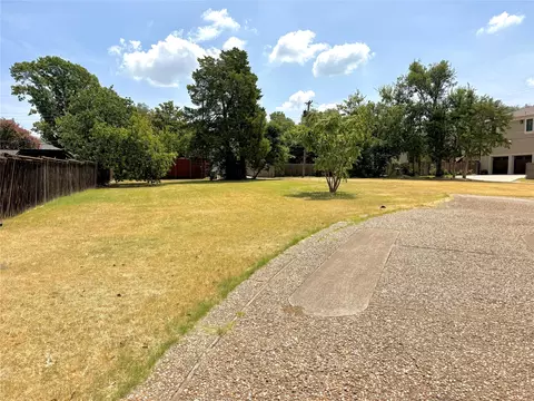 11430 Midway Rd, Dallas, TX 75229