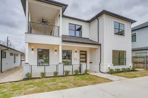 2705 Gordon Ave, Fort Worth, TX 76110