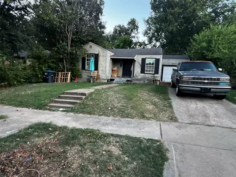 1208 E Jessamine St, Fort Worth, TX 76104
