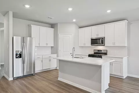 2126 Santa Anita St, Seagoville, TX 75159