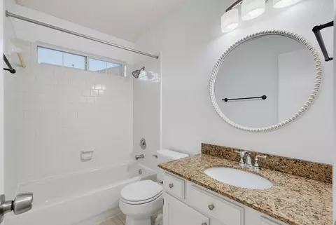 Bath - 1119 Marshall Dr, Euless, TX 76039 photo 3 of 3