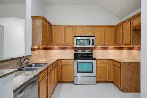 Kitchen - 1119 Marshall Dr, Euless, TX 76039 photo 2 of 3