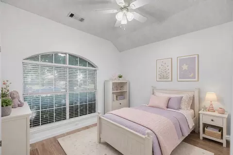 Bedroom - 1119 Marshall Dr, Euless, TX 76039 photo 2 of 3