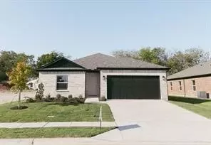 1208 Anderson Xing, Trenton, TX 75490