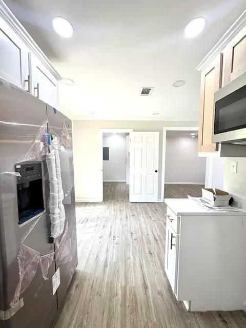 Kitchen - 611 Weston St, Minden, LA 71055 photo 5 of 6