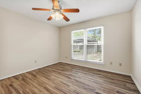 Bedroom - 114 Glade Shadow Dr, Euless, TX 76039 photo 2 of 4
