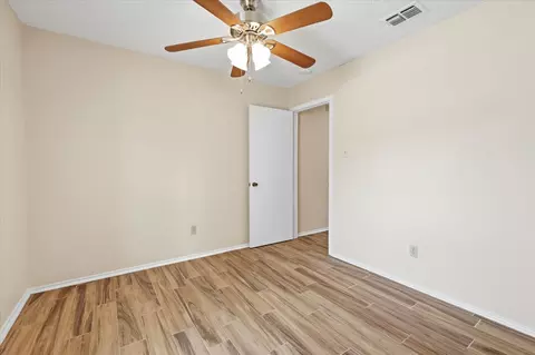 Bedroom - 114 Glade Shadow Dr, Euless, TX 76039 photo 4 of 4