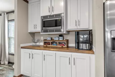 Kitchen - 602 S 3rd St, Abbott, TX 76621 photo 6 of 6