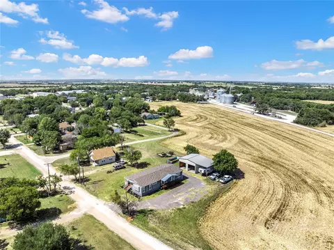 View/Area - 602 S 3rd St, Abbott, TX 76621 photo 3 of 8