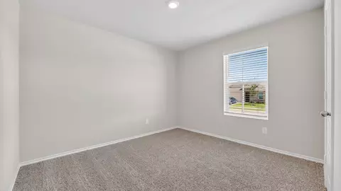 Bedroom - 118 Pinehurst Dr, Boyd, TX 76023 photo 5 of 9