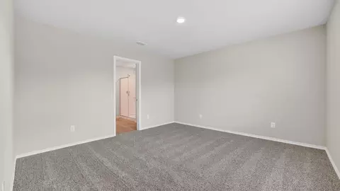 Bedroom - 118 Pinehurst Dr, Boyd, TX 76023 photo 2 of 9