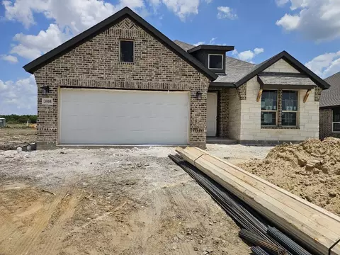 3008 Leopard Ln, Ennis, TX 75119